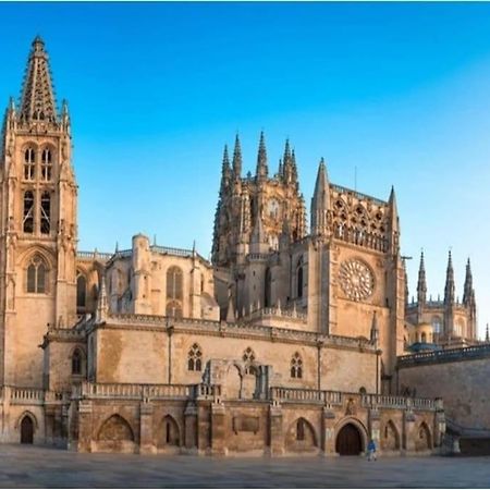 Vivienda De Uso Turistico En El Corazon De Burgos Apartamento Exterior foto