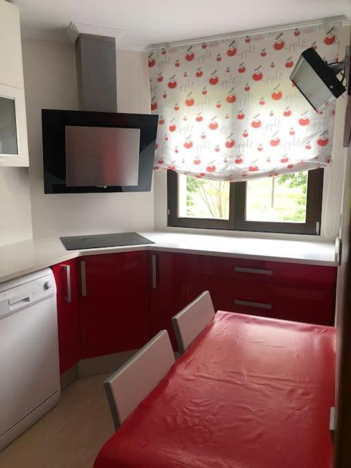 Vivienda De Uso Turistico En El Corazon De Burgos Apartamento Exterior foto