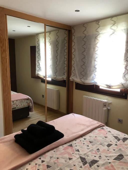 Vivienda De Uso Turistico En El Corazon De Burgos Apartamento Exterior foto